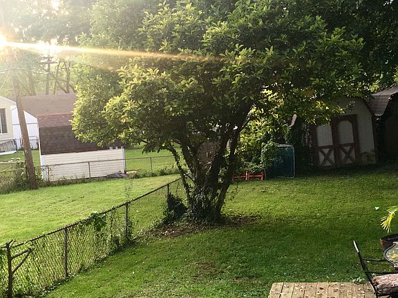 4th image of 167 Prince Of Wales Dr