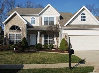 2817 Westridge Oaks Ct, Grover, MO 63040
