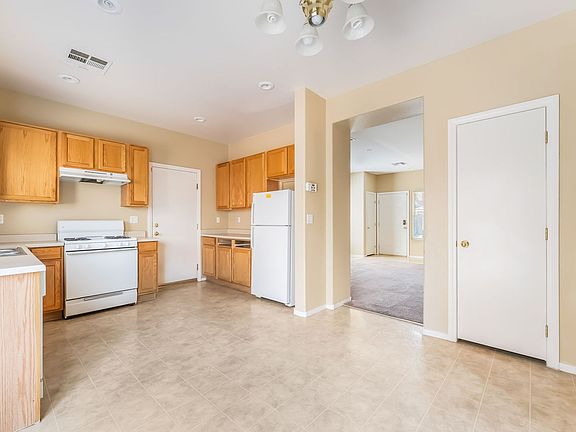 5th image of 6888 Bronze Meadow Ave