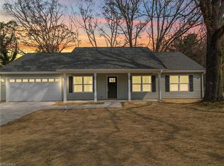 145 Lambeth Rd, Thomasville, NC 27360