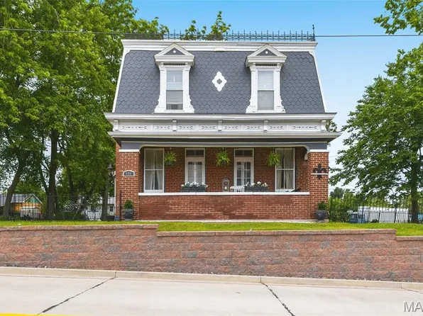 404 E Centerville Rd, Columbia, IL 62236