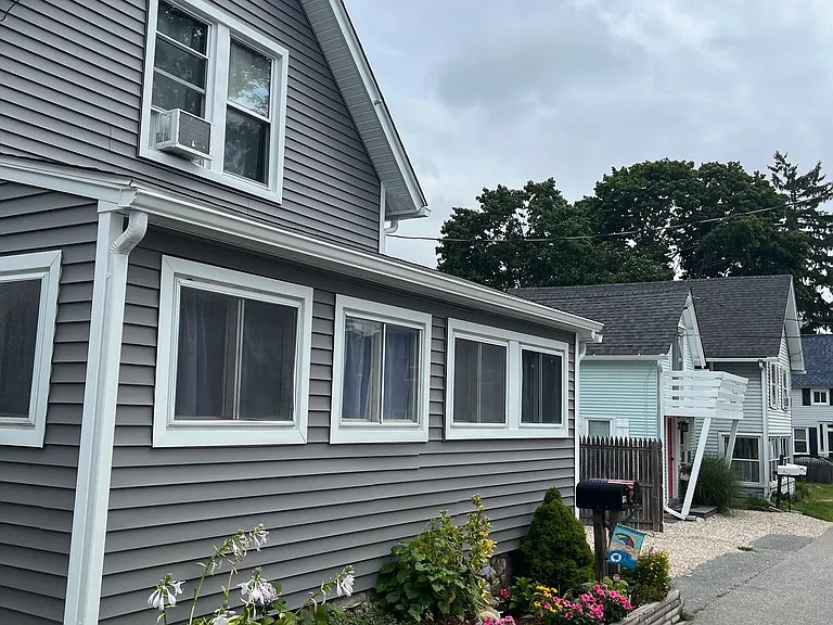 17 S Pine St — Photo 1
