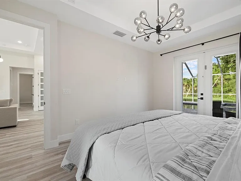 2938 Jason St — Photo 14