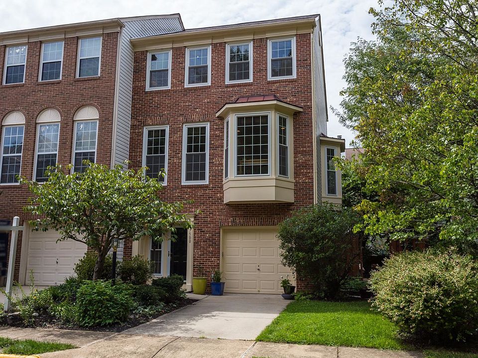 1st image of 7500 Lamoyne Ct