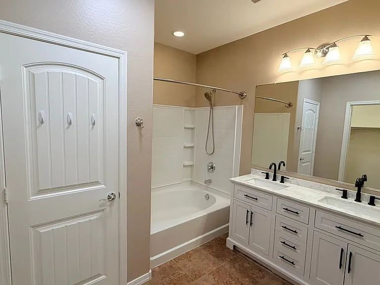 40750 W Colby Dr — Photo 16