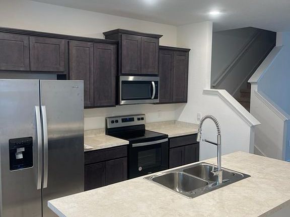 2nd image of 8363 Zenith Cir
