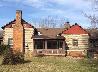 3231 Transou Rd, Pfafftown, NC 27040