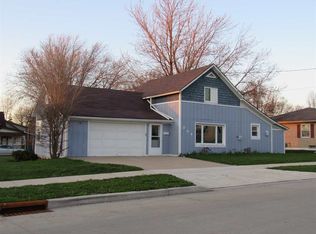 304 E McKinley Ave, Little Chute, WI 54140