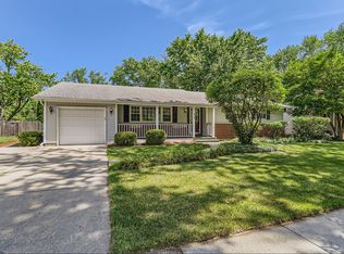 816 E Baldwin Rd, Palatine, IL 60074