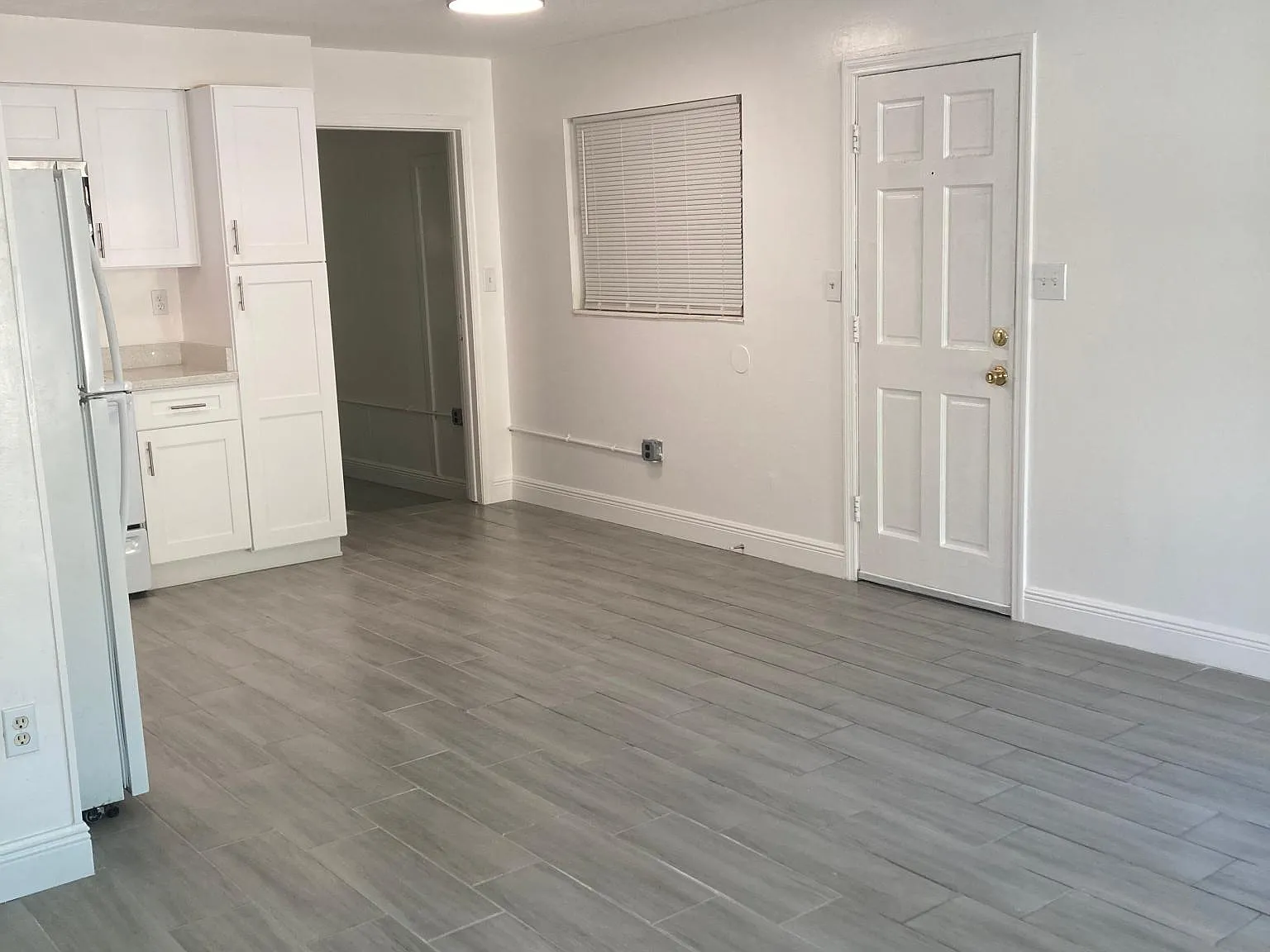 2 bed, 800 sqft, $1,500 — Photo 3