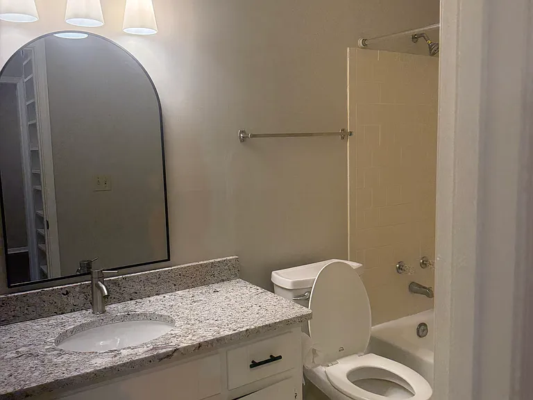 4722 Retreat Rd — Photo 6