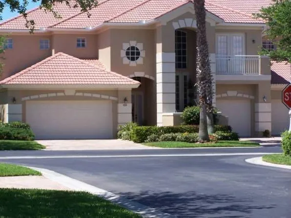 2395 Mont Claire Dr Unit 101, Naples, FL 34109
