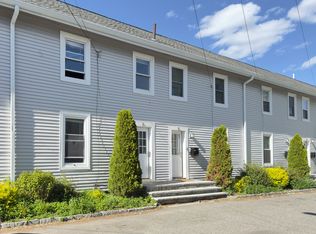 8 Lawton Pl, Waltham, MA 02453