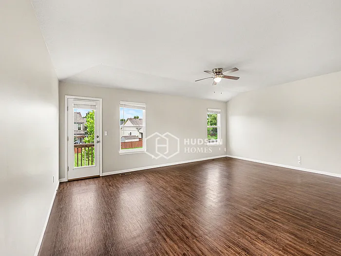 744 S Mulberry St — Photo 5