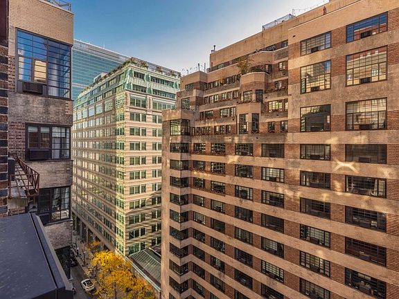 5th image of 307 E 44th St APT 1216