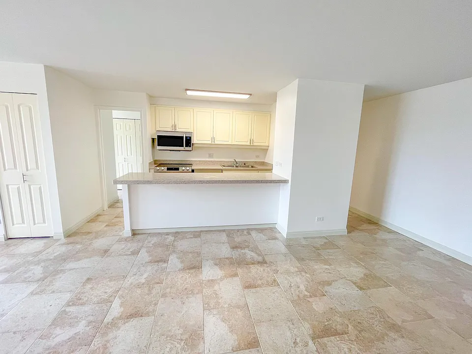 1778 Ala Moana Blvd #2508