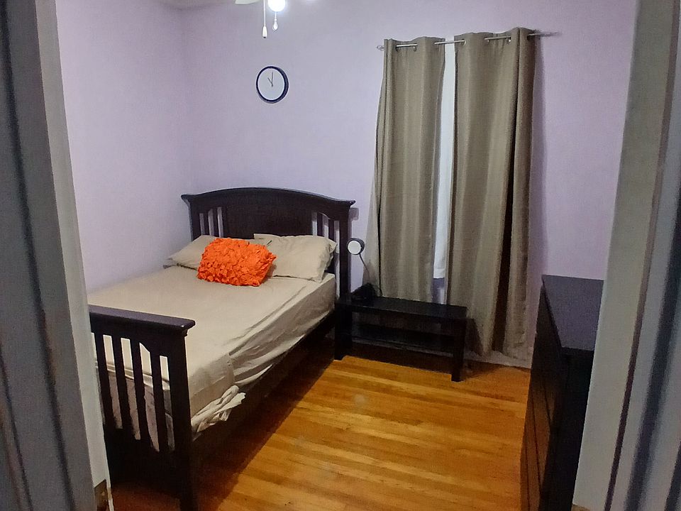 1st image of 4842 N Melvina Ave