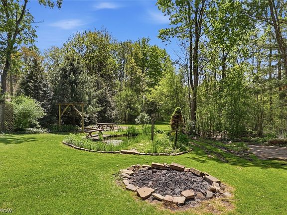 5th image of 8977 Cedar Rd