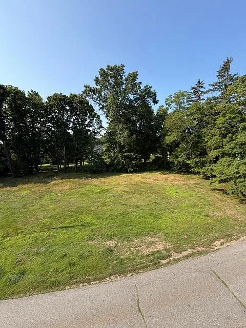 2544 County St - 3 — Photo 4
