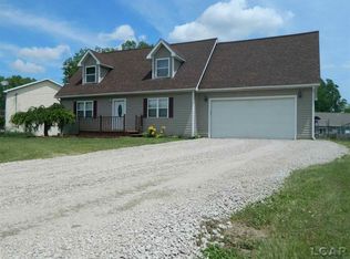 11355 Hillview Dr, Cement City, MI 49233