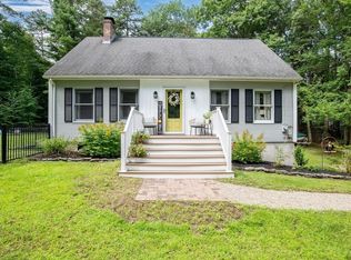 237 Bumstead Rd, Monson, MA 01057