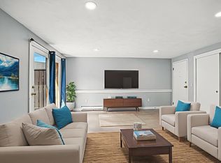 8 Mayberry Dr UNIT 5, Westborough, MA 01581