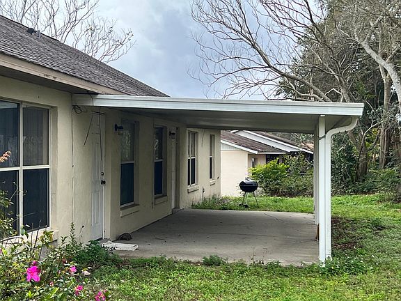 2nd image of 60 Bougainvillea Dr
