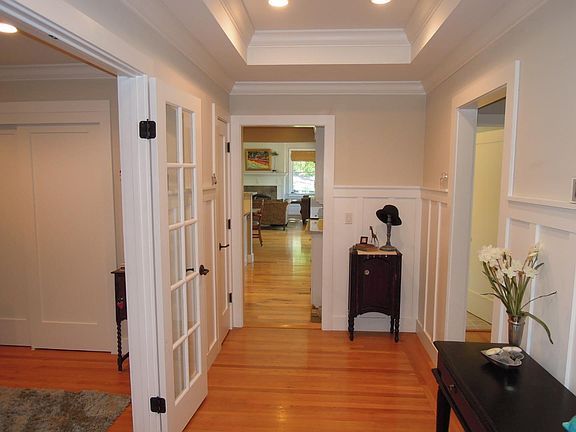 2nd image of 60 W Summit Dr
