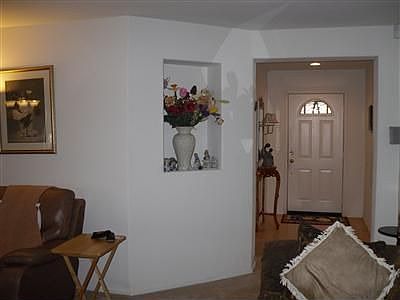5th image of 15492 Venice Ln