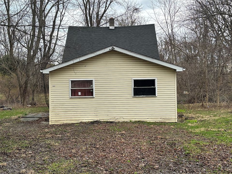 2nd image of 383 Walbridge Rd