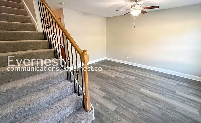 124 Brown Estates Dr — Photo 5