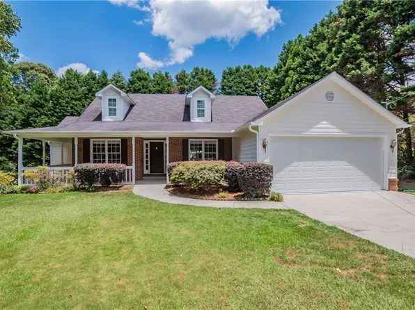 2110 Meadow View Ct, Grayson, GA 30017