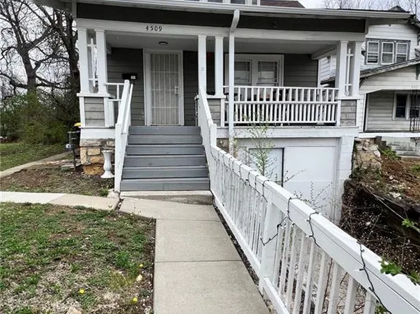 4509 Benton Blvd, Kansas City, MO 64130