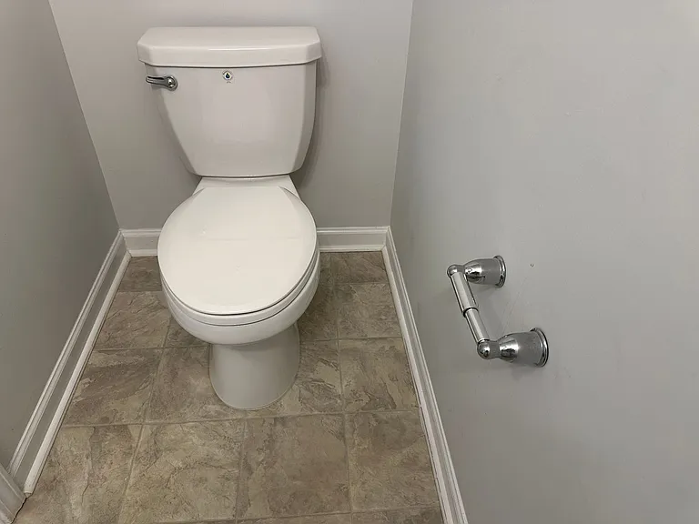 216 Melbourne Dr — Photo 11