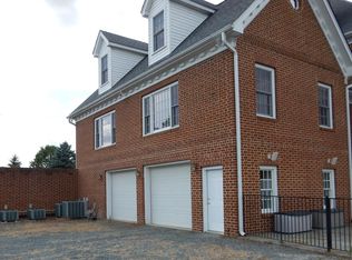 13884 Berlin Tpke #B, Lovettsville, VA