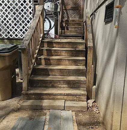 4th image of 4842 Squaw Ln