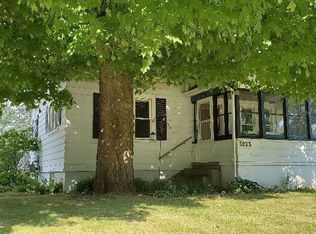 3023 Byron Center Ave SW, Wyoming, MI 49519