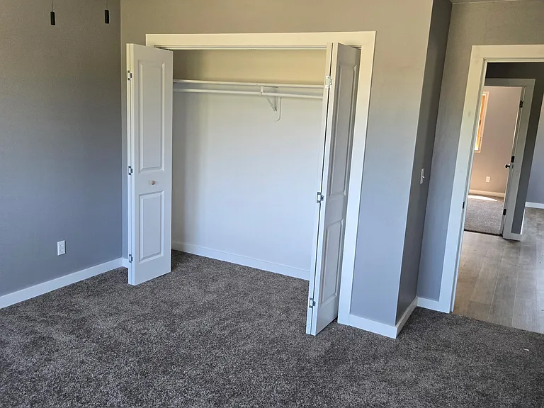 102 N Pondera Ave #D — Photo 22