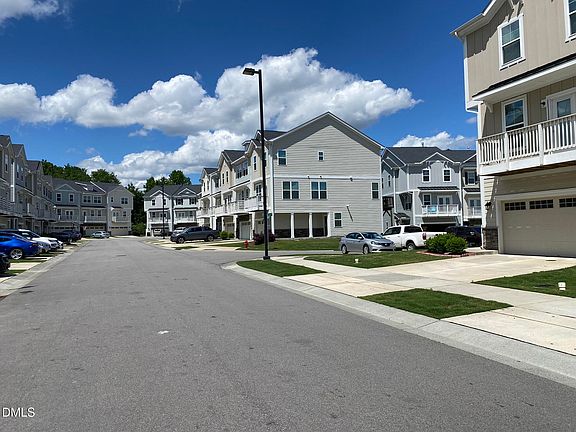 4th image of 1039 Diamond Dove Ln