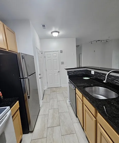 42537 Rockrose Sq #101 — Photo 5