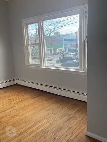 1st image of 299 Broad St #1