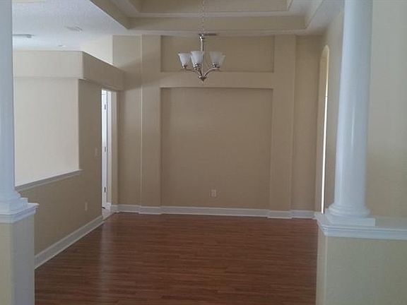 4th image of 17 Acclaim At Lionspaw