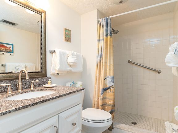 3rd image of 1246 Fulgur St Unit 403