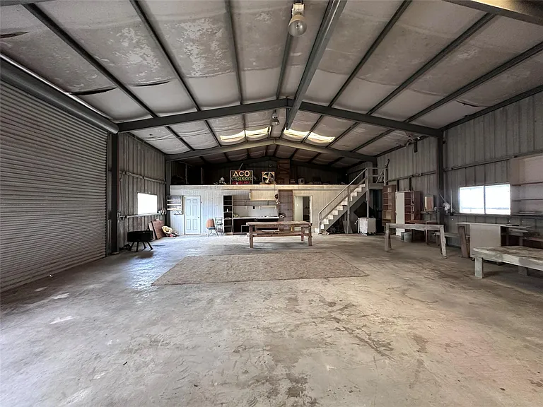 1204 County Road 408 — Photo 9