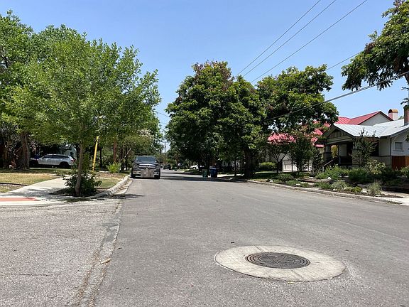 5th image of 423 Queen Anne Ct