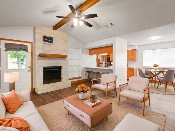 103 S Kaupo Dr APT A, Bastrop, TX 78602
