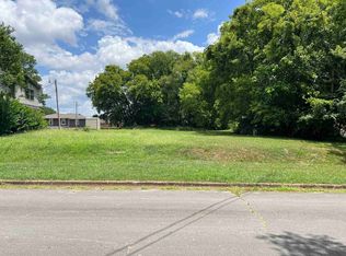 403 S Hickory St, Tuscumbia, AL 35674