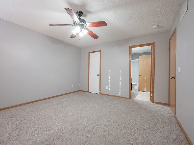 7071 Quarry Ave NE — Photo 9