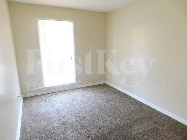 3034 Oak Allee St — Photo 12