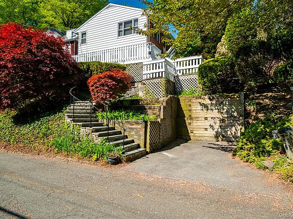 2nd image of 25 Hillside Avenue
